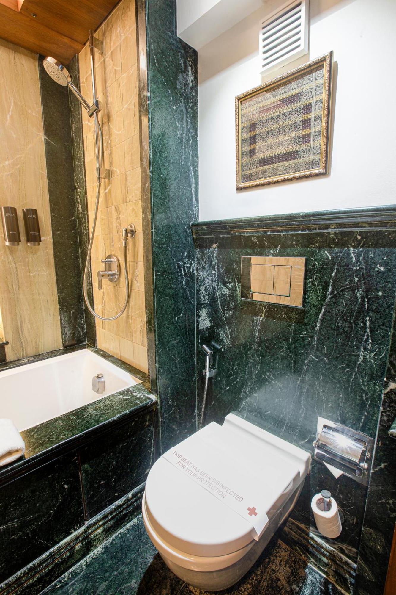 Hotel Bawa Continental Mumbai Oda fotoğraf