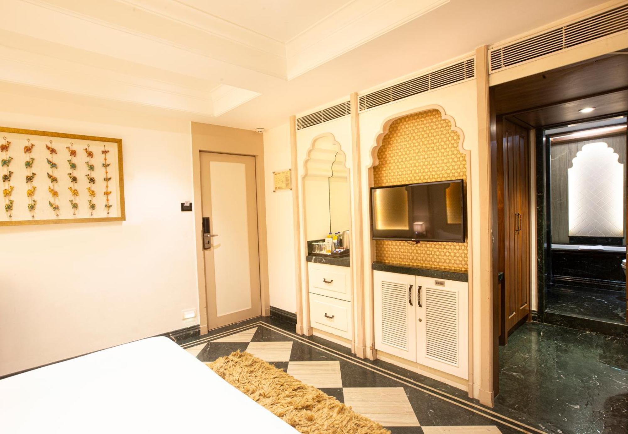 Hotel Bawa Continental Mumbai Dış mekan fotoğraf