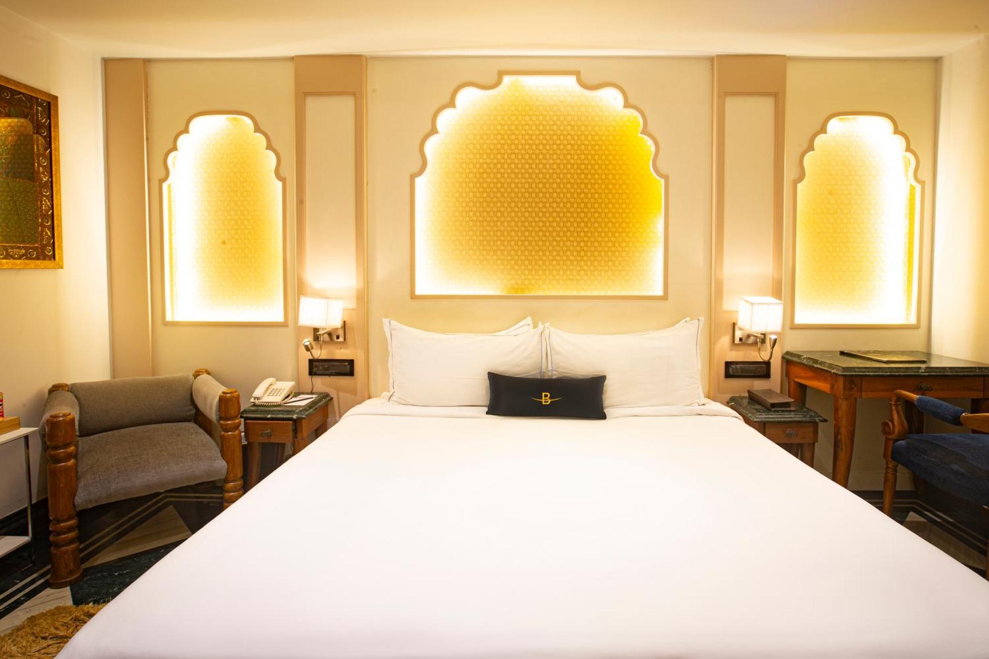 Hotel Bawa Continental Mumbai Dış mekan fotoğraf