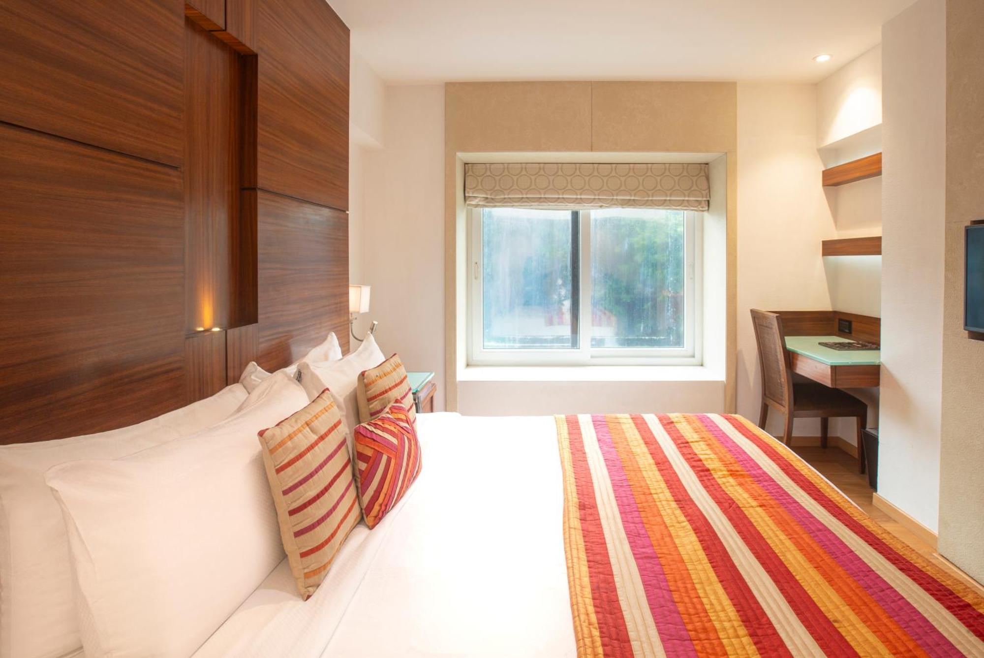 Hotel Bawa Continental Mumbai Dış mekan fotoğraf