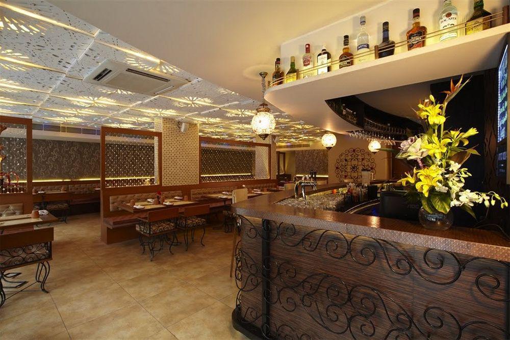 Hotel Bawa Continental Mumbai Dış mekan fotoğraf